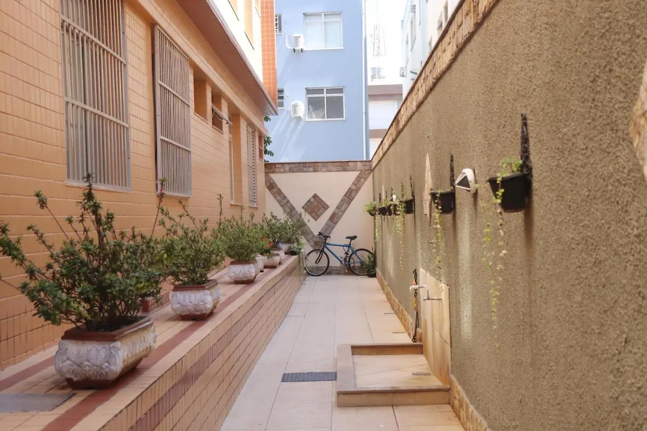 Apartmán Cabo Frio - A Uma Quadra Da Praia Do Forte E Do Hotel Malibu - A 2 Minutos De Bares E Restaurantes Da Orla - Apto Terreo - Wi-Fi
