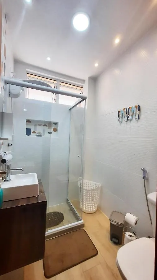 Apartmán Cabo Frio - A Uma Quadra Da Praia Do Forte E Do Hotel Malibu - A 2 Minutos De Bares E Restaurantes Da Orla - Apto Terreo - Wi-Fi